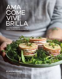 Si eres de los que aprovechan los descuentos del día del libro para hacerte con un nuevo volumen con el que aumentar la sección de gastronomía de tu bibilioteca personal, esta selección está hecha para ti. Los Mejores Libros De Recetas Saludables Guia Completa