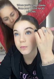 Emotional Moments Between Mother and Daughter Besties