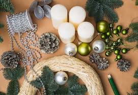 Entweder gießt ihr die kerzen anschließend in hübsche gläser oder ihr füllt das wachs. Adventskranz Selber Machen Schone Und Einfache Ideen Zum Adventskranz Selbermachen