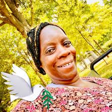 I made my man cake for his bday yesterday! My inspiration was Bake  Something MKE but it didnt come out exactly how i wanted but i improvised  and everyone still loved it!