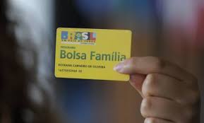 Já é habitual há alguns anos que o governo libere o calendário de pagamentos do programa nas em live no final de fevereiro, bolsonaro afirmou que o governo vai estudar uma nova proposta para o bolsa família que será divulgado em agosto, após o. Veja O Calendario De Pagamentos Do Bolsa Familia Para 2021 Economia Extra Online