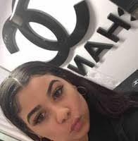 Angela Rapp's Instagram, Twitter & Facebook