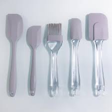 新生活にオススメ 100均で見つけた高見えモノトーンキッチンウェア7選 モノトーン キッチン 生活 100均