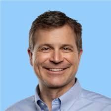 Max Bowser's Instagram, Twitter & Facebook