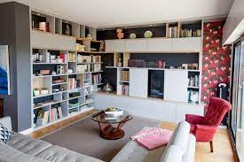 C'est probablement la pièce de la maison ou de l'appartement qui nécessite le plus de mobilier, entre les assises et les rangements. Meuble Tv Design Et Sur Mesure La Compagnie Des Ateliers