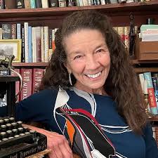 The Legend of St. Nicholas: A Story of Christmas Giving: Mackall, Dandi  Daley, Cowdrey, Richard: 9780310731153: Amazon.com: Books