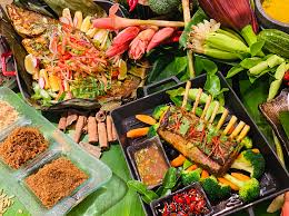 Rm298+ the buffet dinner also features a salad bar, a seafood station, and desserts. Celebrate Ramadan At Home With These Festive Raya Delivery Sets