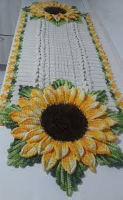 Caminho De Mesa De Crochê Girassol Passo A Passo Caminho De Mesa Em Croche Girassol No Elo7 Manuart S 107cef9 Em 2020 Padroes De Tapete De Croche Casa De Croche Caminho De Mesa De Croche