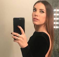 Pin By Turkish Series And Celebrities On Eda Ece Turkish Beauty Turkish Actors Hair Color
