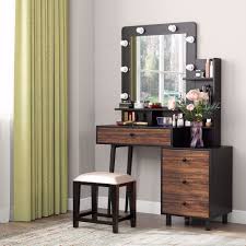 Pin By Esme Glezan On Decor In 2020 Makeup Table Vanity Vanity Table Dresser Table