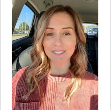 Any of my friends up around Mountain Home got a spot out in the country  they'd rent to a feller for a few months?