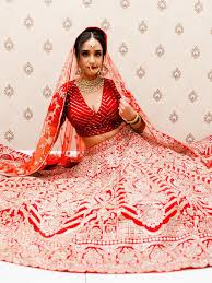 Raveena Tandon - Advocating Organic Ganpati Festivities