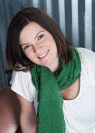 Danielle Plunkett's Instagram, Twitter & Facebook