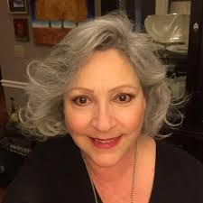 Beth Sosebee Walker (64) passed away peacefully at home Thursday, September  19th. Beth was born November 5, 1959 in Chattanooga, TN. She is preceded in  death by her parents, Harold and Waynette