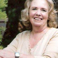 Carolyn Kinman's Instagram, Twitter & Facebook