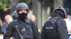 5,719 likes · 2 talking about this. Three Killed In Germany Knife Attack As Police Detain Somali Immigrant Cgtn