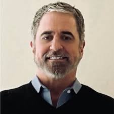 How to control corporate travel costs with a Travel Management Company