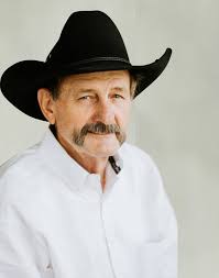 Steve Balch's Instagram, Twitter & Facebook