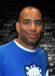 Leon Nelson's Instagram, Twitter & Facebook