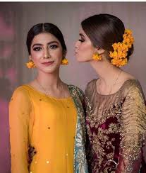Mehndi Look Mehndi Hairstyles Mehndi Dress Bridal Dresses