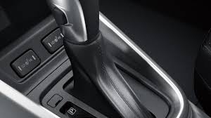 Bien que toute voiture qui change de vitesse sans que le conducteur ait à utiliser une pédale d'embrayage soit généralement considérée comme une automatique, il existe en fait un certain nombre de types différents de boîtes de vitesses automatiques. Decouvrez 4 Types De Boite De Vitesses Automatique Suzuki