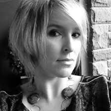 Lindsay Storey-Card (lindziepinzie)