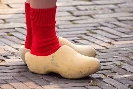 3 shoes 30 puzzle man. Only 30 Dutch Wooden Shoe Makers Remain Smart News Smithsonian Magazine