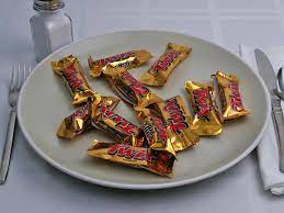 Dec 19, 2019 · the serving size of twix minis is three pieces or about 30 grams. Calories In 11 Piece S Of Twix Mini