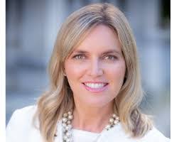 Carrie Strom's Instagram, Twitter & Facebook