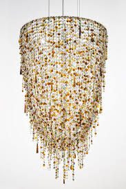 Technically Speaking Iceberg Is One Of The Most Intricate And Advanced Chandeliers Manufactured In The Manooi Crystal Chandelier Chandelier Luxury Chandelier