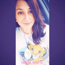 Lindsey Swank's Instagram, Twitter & Facebook