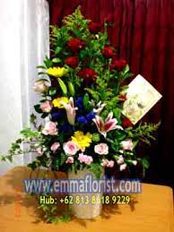 Maybe you would like to learn more about one of these? Bunga Meja Ucapan Selamat Rbm001 Emma Florist