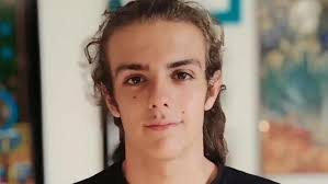 Pietro, 100 e lode al liceo Botta di Ivrea, ora studierà Storia a Torino e  a Lione