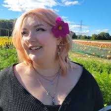 Katie Bergmann's Instagram, Twitter & Facebook