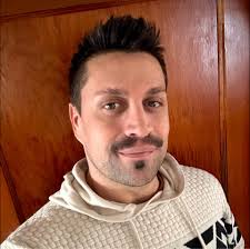 It's that time of year again! 🔔🎊