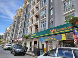 Pasar malam cameron yang sebelum ini berlokasi di pekan brinchang telah dialihkan lokasinya ke sungai ruil dan tidak jauh dari cameron golden hills resort. Lily Homestay Barrington Square Cameron Highlands Condominiums For Rent In Brinchang Pahang Malaysia