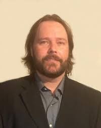 Bobby Earl's Instagram, Twitter & Facebook