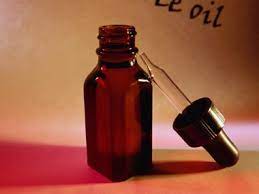 13 Brilliant Tea Tree Oil Benefits You Never Knew About Tea Tree Oil Uses Tea Tree Oil Shampoo Tea Tree Oil For Acne