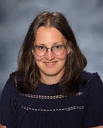 Toni Lucas's Instagram, Twitter & Facebook