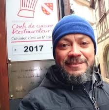 A vida é feita de escolhas,que meu bondoso Deus me dê sabedoria nelas!!