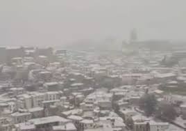 A seguito della tempesta denominata 'filomena', l'area metropolitana di madrid è pressoché paralizzata, causa la peggiore nevicata da 80 anni a questa parte. Lmxj9y Kbenm3m
