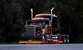 Pin By Victor Munoz On Tracteurs Kenworth Trucks Big Trucks Big Rig Trucks