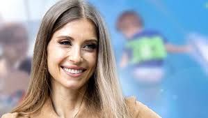 Cathy hummels ist eine erfolgreiche powerfrau. Cathy Hummels Luxus In Kroatien So Viel Kostet Ihr Glamouroses Feriendomizil Bunte De
