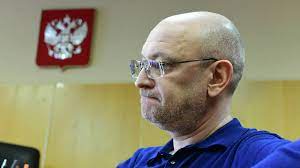 Спросите у любого петербуржца, интересующегося политикой. Peterburgskij Deputat Reznik Zaderzhan Po Delu O Narkotikah Novosti Proisshestviya Kommersant