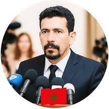 Tomorrow I will be releasing the print 'Cat Eyes' with Black Dragon Press  https://www.blackdragonpress.co.uk/blogs/news/cats-eyes-by-joao-ruas CAT  EYES •45 x 41cm (approx 17.7 x 16.14 inches) giclée fine art print •350 gsm  100% Cotton