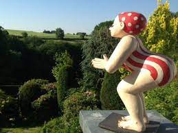 Gerne werde löwen auf sockeln oder auch menschliche romantische Gartenfiguren Margit Hohenberger Keramik Kunst