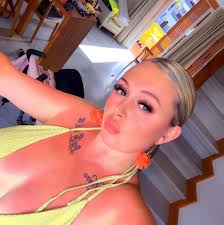 Looking for someone to lay laminate flooring not costing the earth. Thanks  in advance