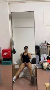 Fuck Perfect Body Asian Roommate During Room Sharing Airbnb - 被青旅女室友穿黑丝勾引骑射