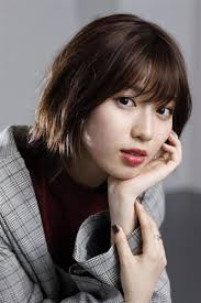 若手有望株 女優 白石聖の 素顔 に迫る 梅味のグミを具にしたおにぎりも食べてみたい 女神メイク 美しい女の子 美人 顔