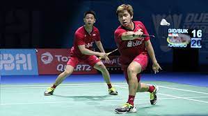 Jun 10, 2021 · mereka adalah tunggal putra anthony sinisuka ginting dan jonathan christie, tunggal putri gregoria mariska tunjung, ganda putra marcus fernaldi gideon/kevin sanjaya sukamuljo dan hendra setiawan/mohammad ahsan, serta ganda campuran praveen jordan/melati daeva oktavianti. Perjalanan Karier Marcus Gideon Hingga Bertemu Kevin Sanjaya Indosport